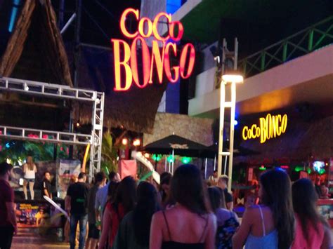 coco bongo cancun About Party Crawl